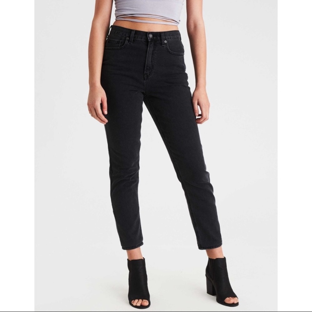 Black American Eagle Mom Jeans